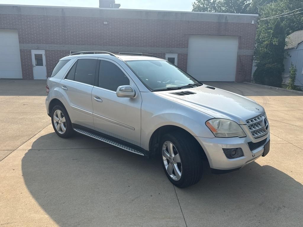 Mercedes-Benz M-Class ML350 4MATIC 2010