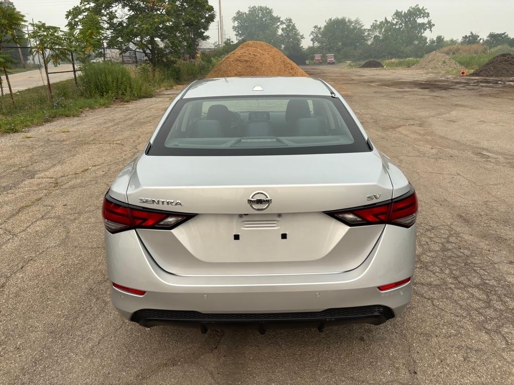 Nissan Sentra SV 2021
