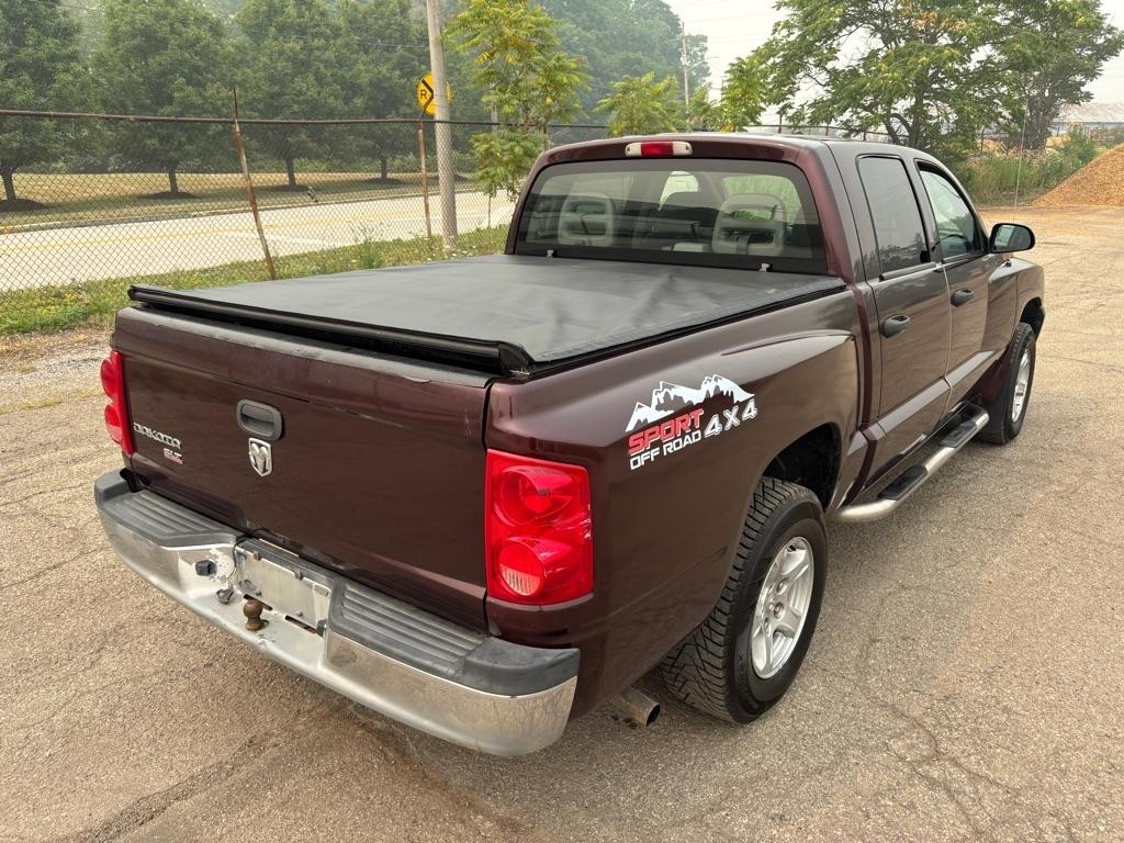 Dodge Dakota SLT Quad Cab 4WD 2005