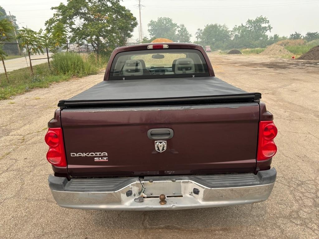 Dodge Dakota SLT Quad Cab 4WD 2005