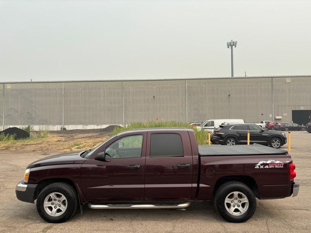 Dodge Dakota SLT Quad Cab 4WD 2005