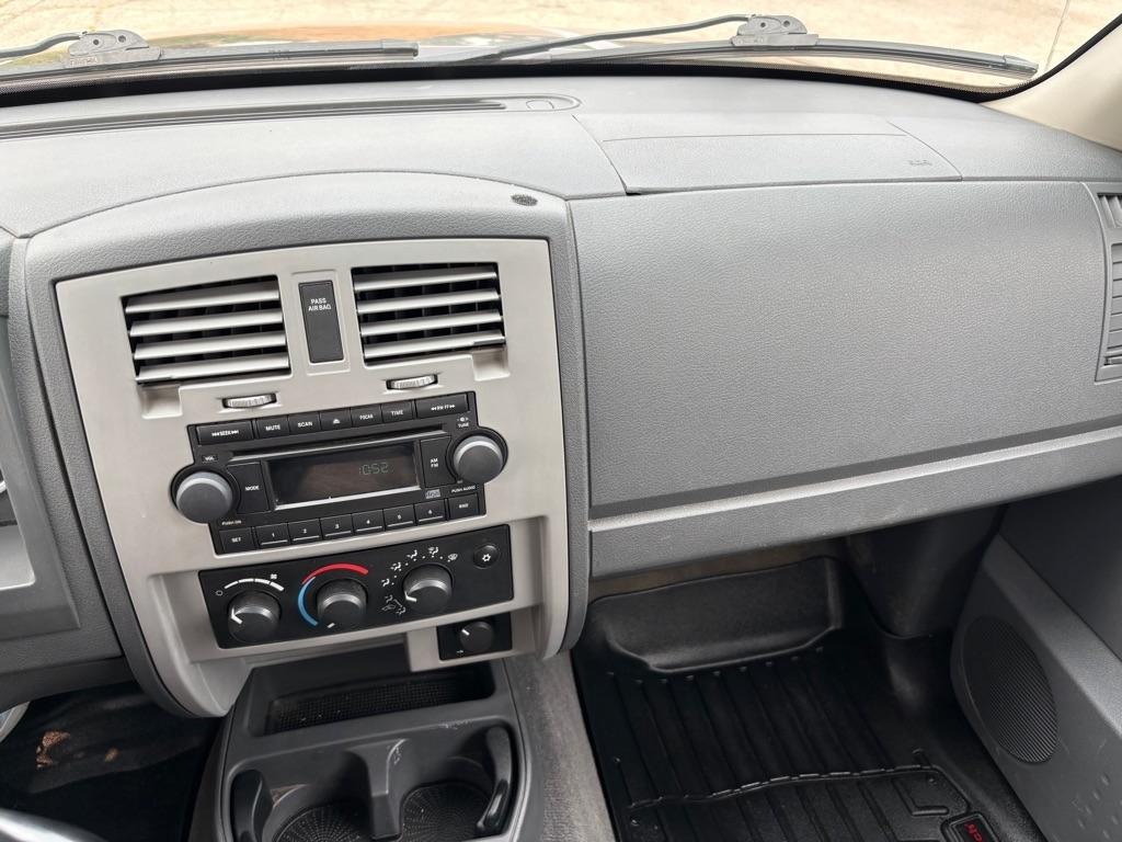 Dodge Dakota SLT Quad Cab 4WD 2005