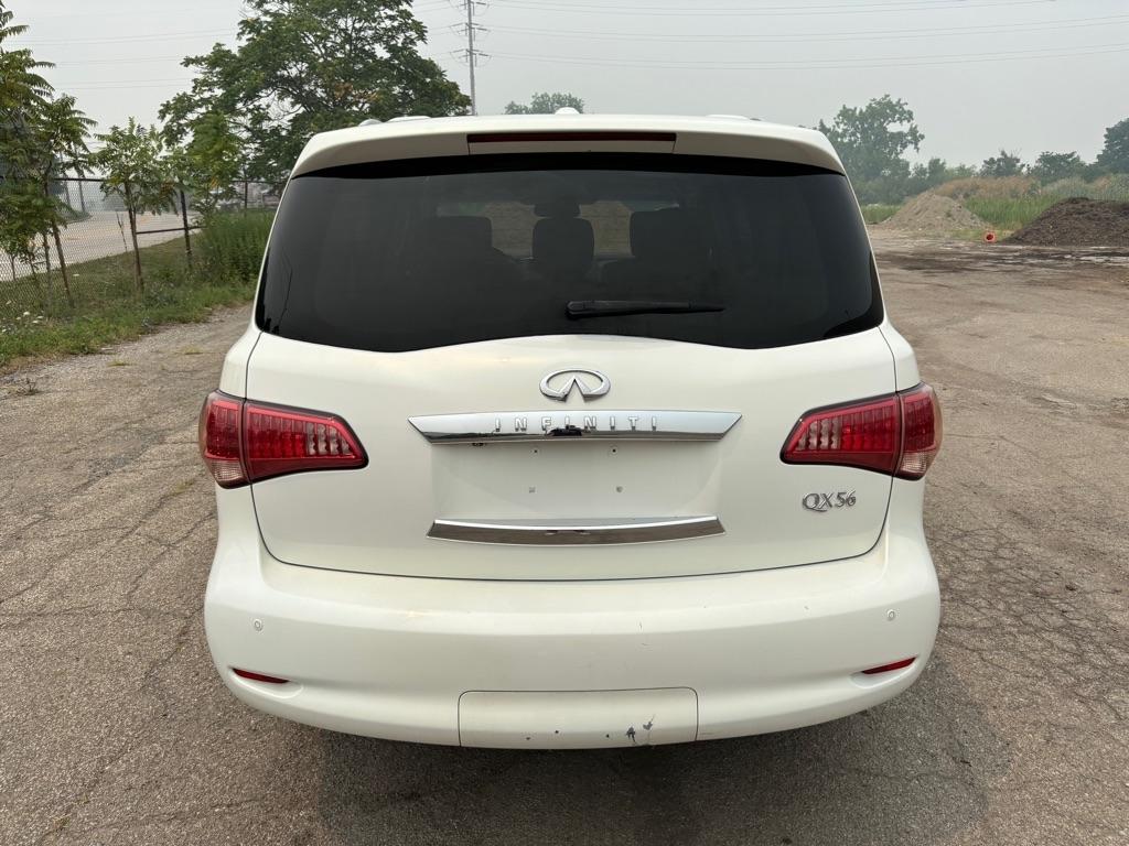Infiniti QX56 2WD 2012