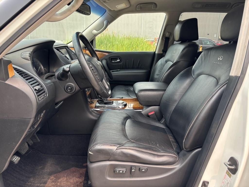 Infiniti QX56 2WD 2012