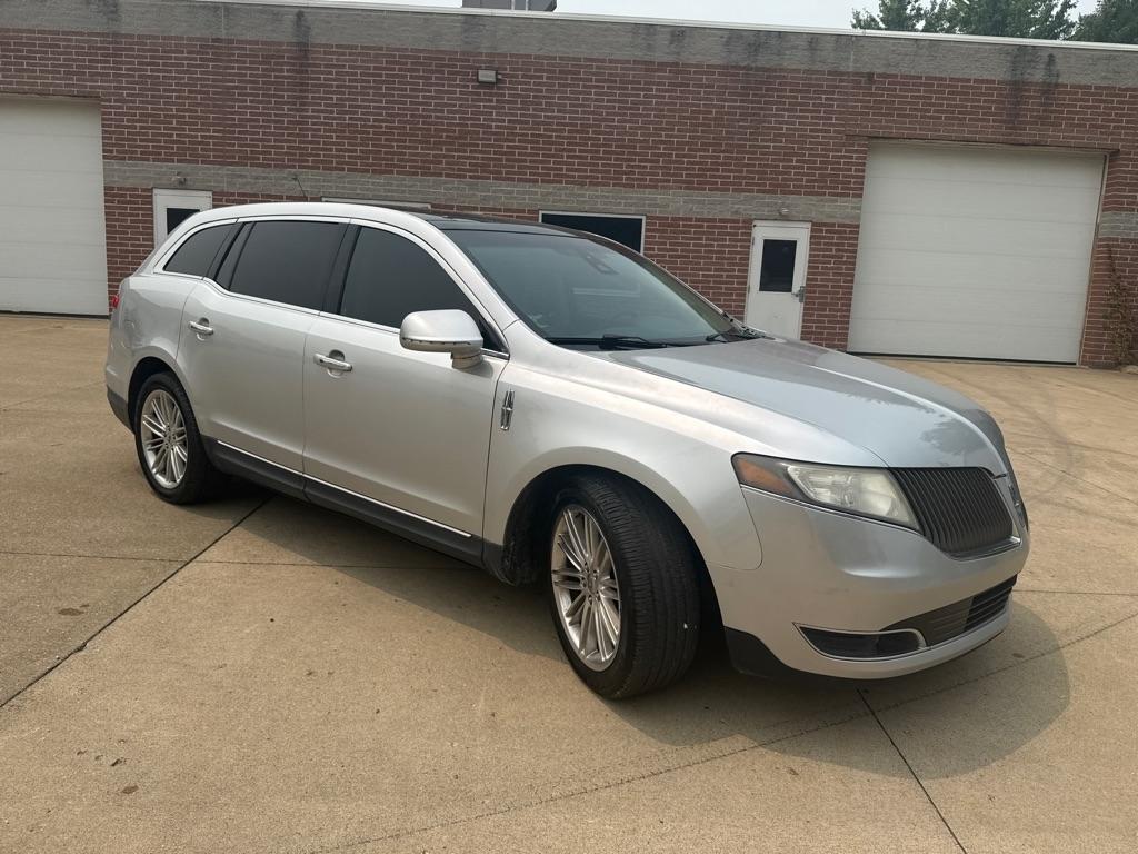 Lincoln MKT 3.5L with EcoBoost AWD 2014