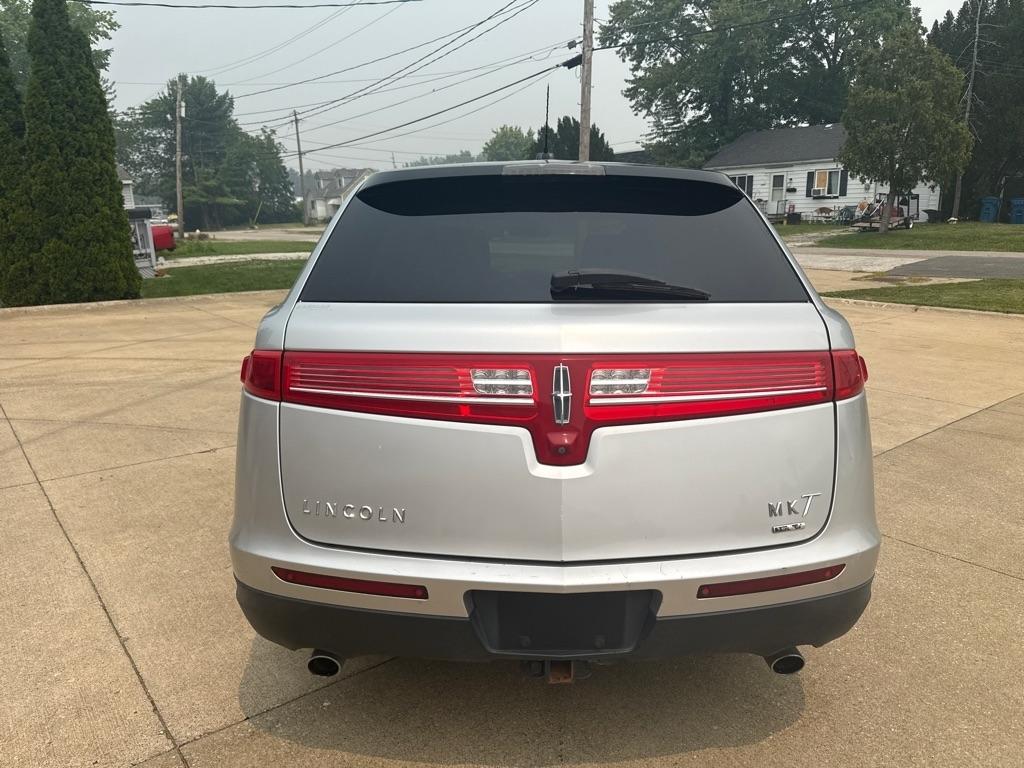 Lincoln MKT 3.5L with EcoBoost AWD 2014