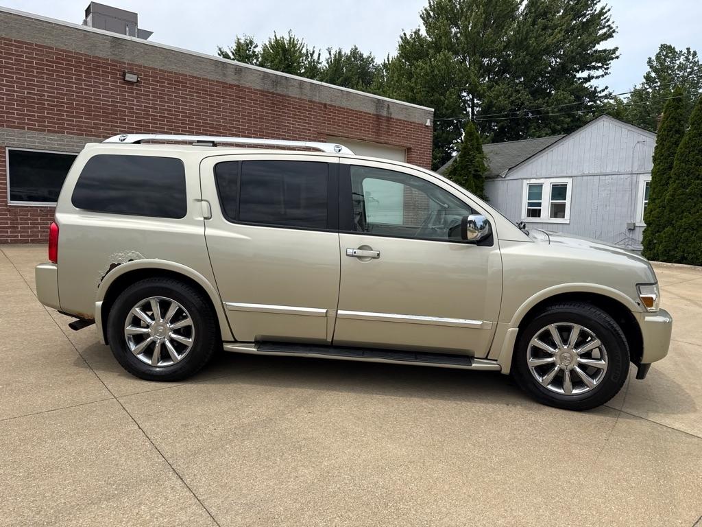 Infiniti QX56  2008