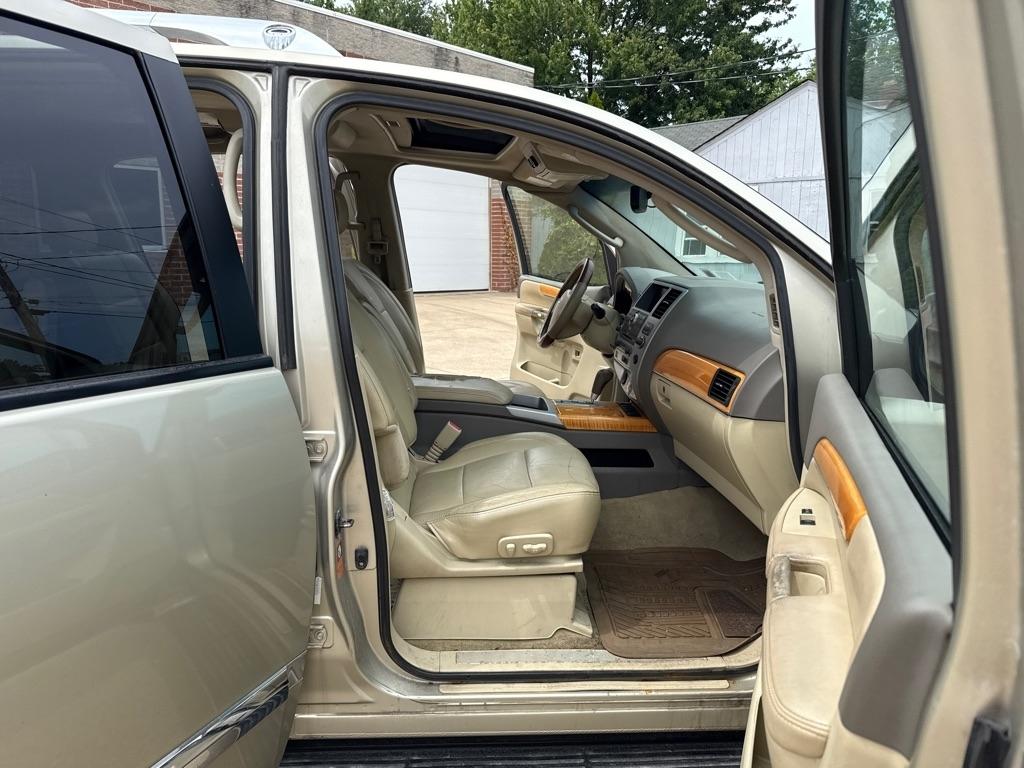Infiniti QX56  2008