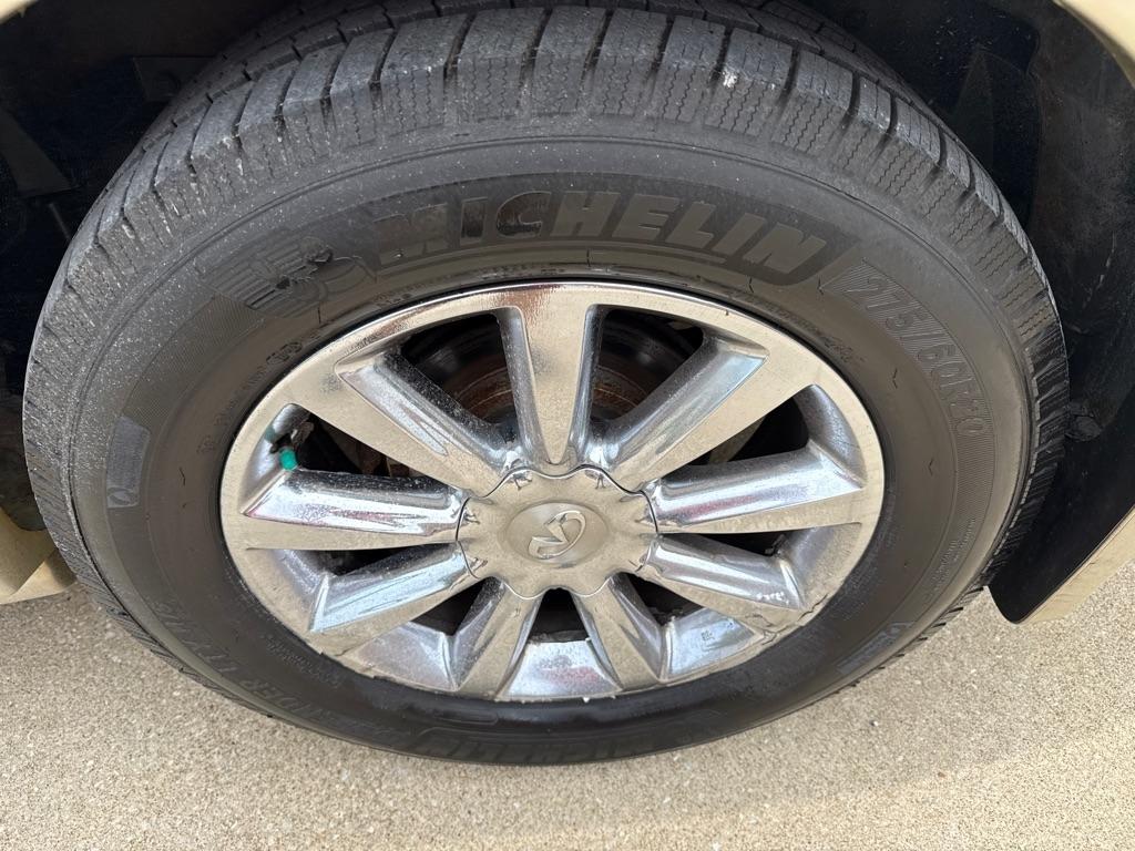 Infiniti QX56  2008