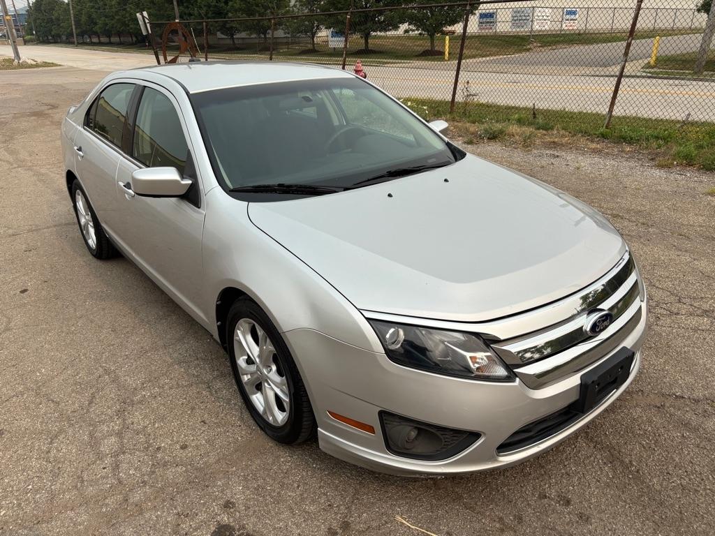 Ford Fusion SE 2012
