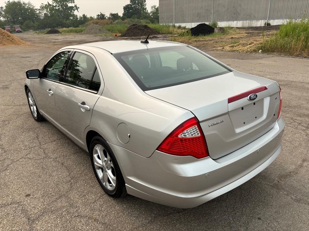 Ford Fusion SE 2012