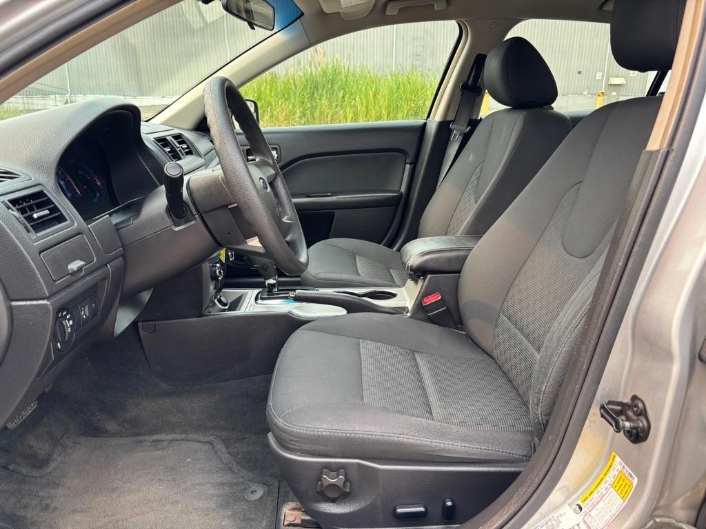 Ford Fusion SE 2012