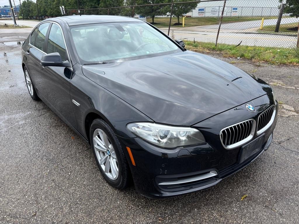 BMW 5-Series 528i xDrive 2014