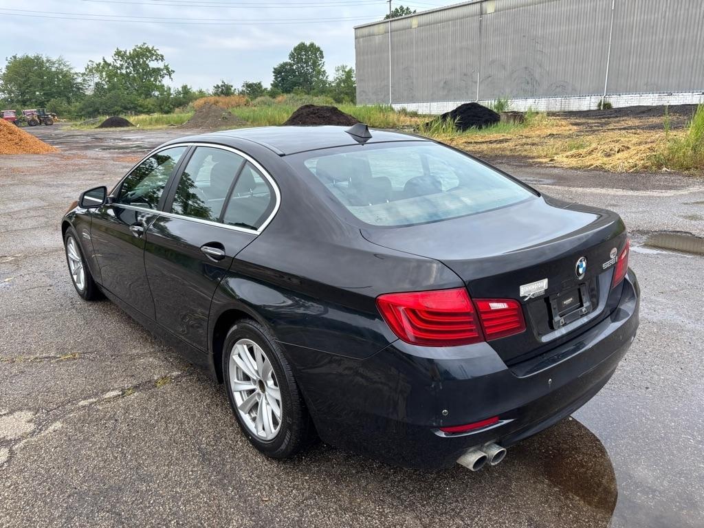 BMW 5-Series 528i xDrive 2014