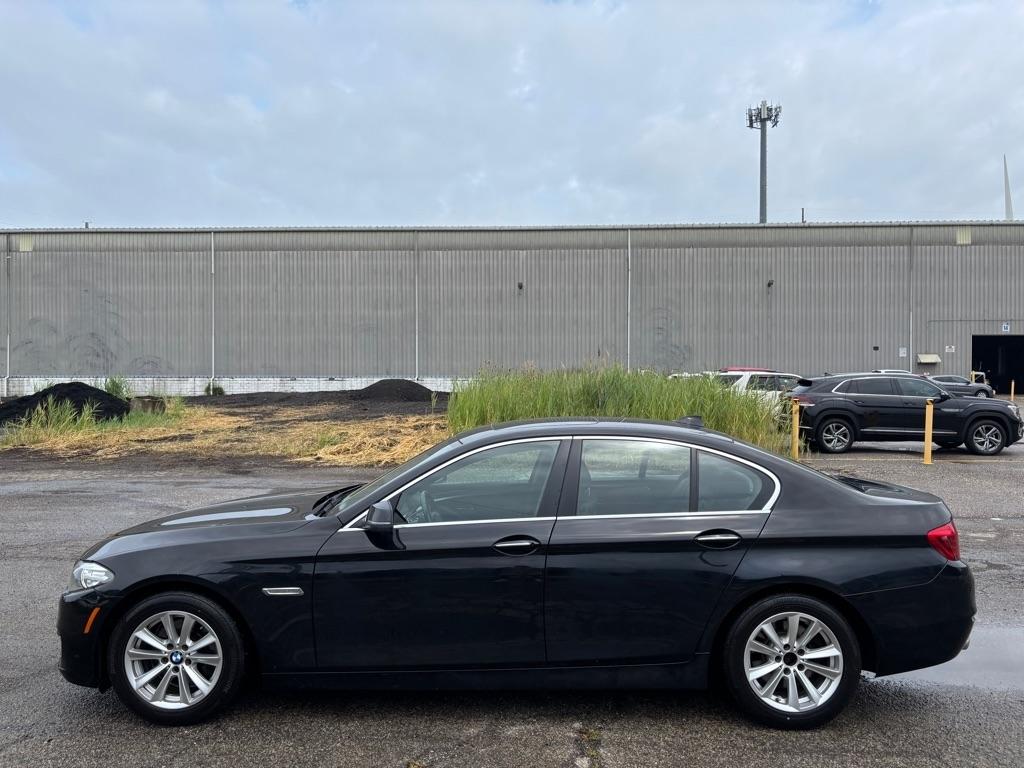 BMW 5-Series 528i xDrive 2014