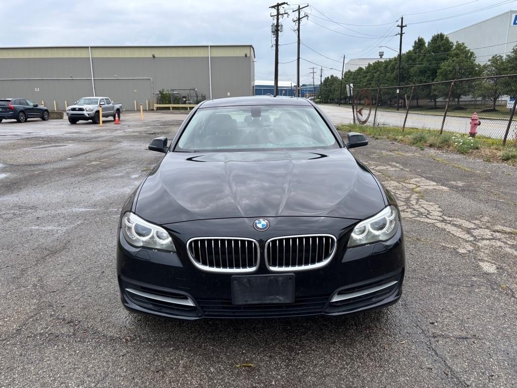 BMW 5-Series 528i xDrive 2014