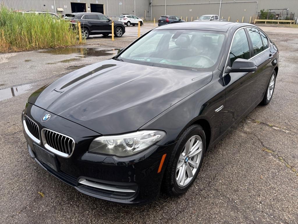 BMW 5-Series 528i xDrive 2014
