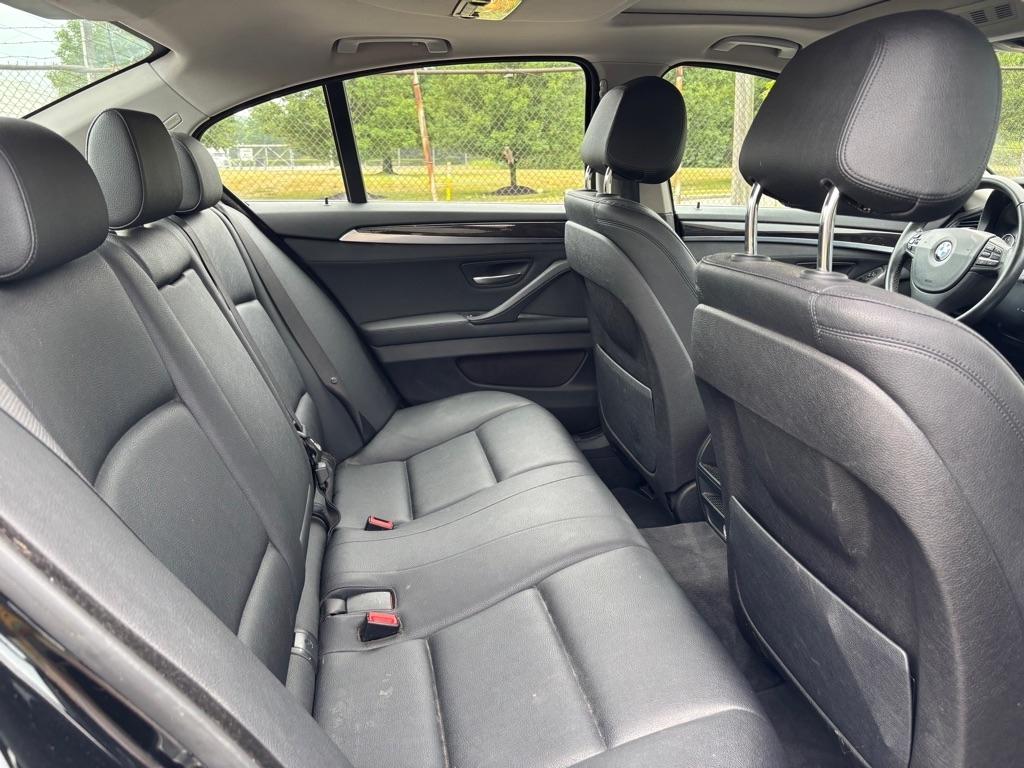 BMW 5-Series 528i xDrive 2014