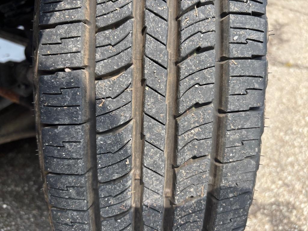 Jeep Liberty Sport 2WD 2012