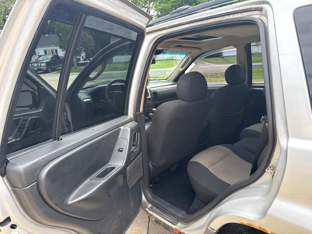 Jeep Grand Cherokee Laredo 4WD 2004