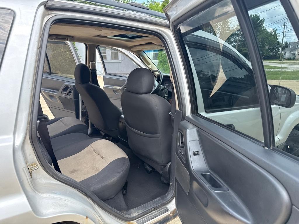 Jeep Grand Cherokee Laredo 4WD 2004