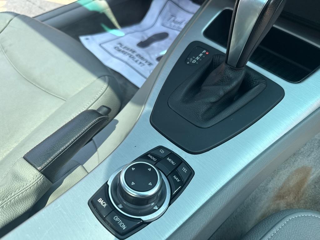 BMW 3-Series 328i 2011