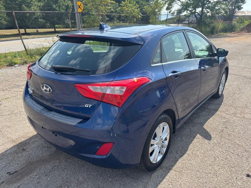 Hyundai Elantra GT A/T 2013