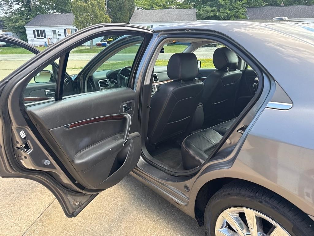 Lincoln MKZ AWD 2011