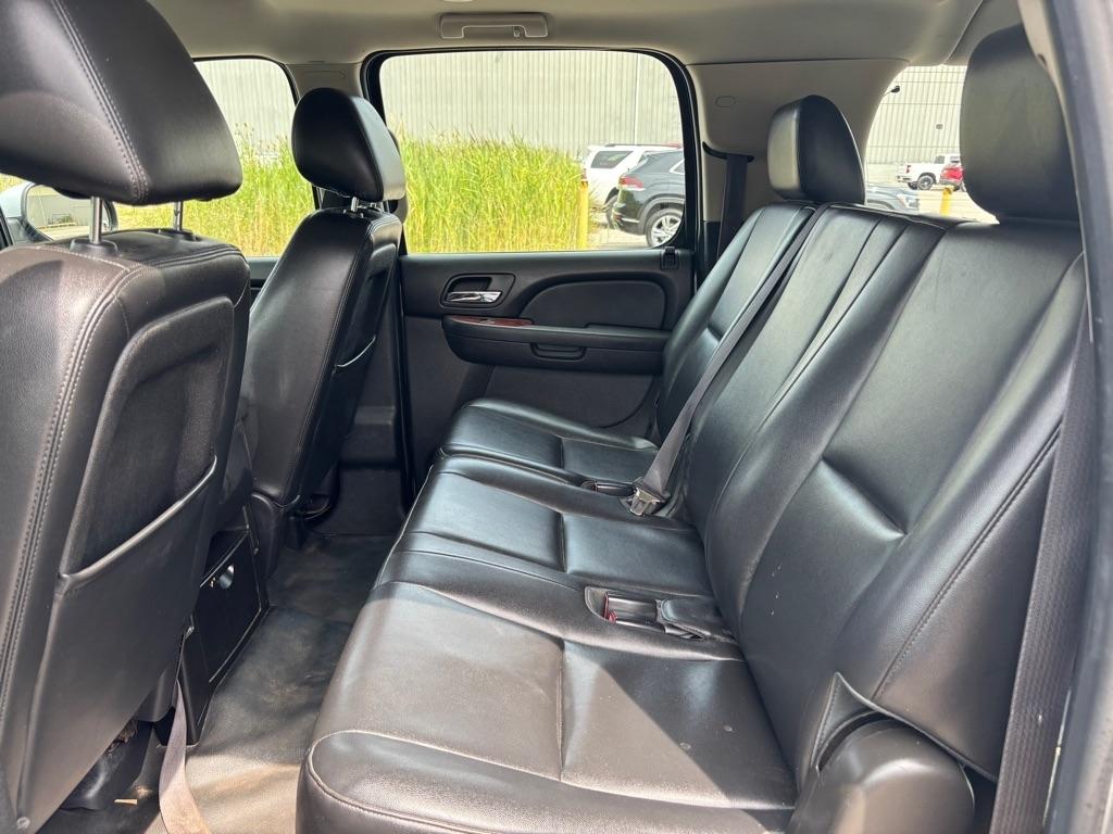GMC Yukon XL SLE-2 1/2 Ton 4WD 2013