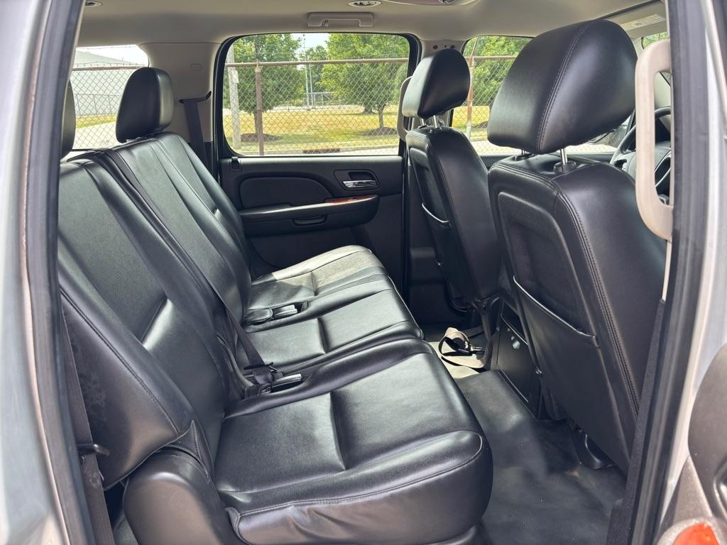 GMC Yukon XL SLE-2 1/2 Ton 4WD 2013