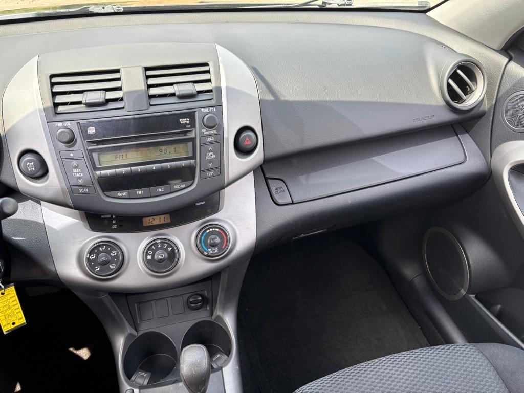 Toyota RAV4 Sport I4 4WD 2008