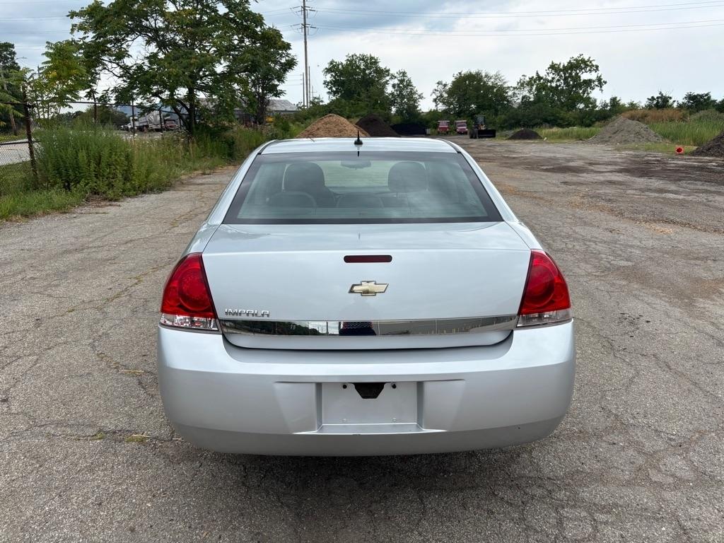 Chevrolet Impala LS 2010