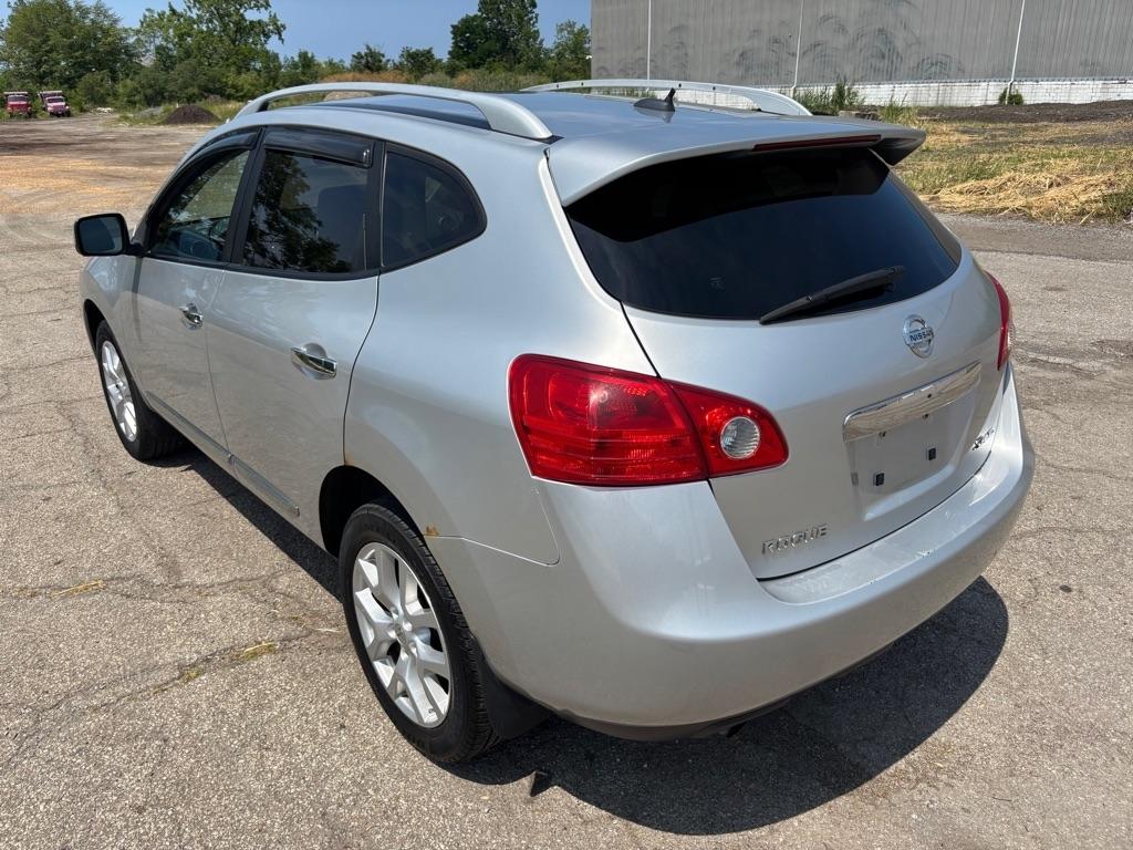 Nissan Rogue S AWD 2013