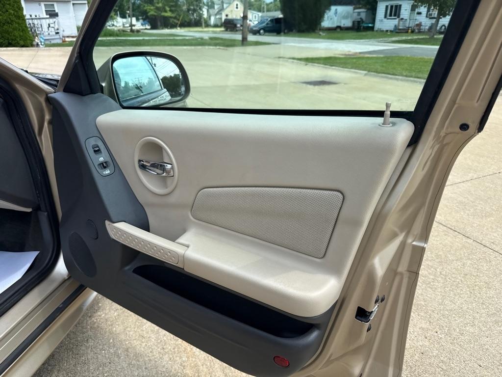 Pontiac Grand Prix Base 2005