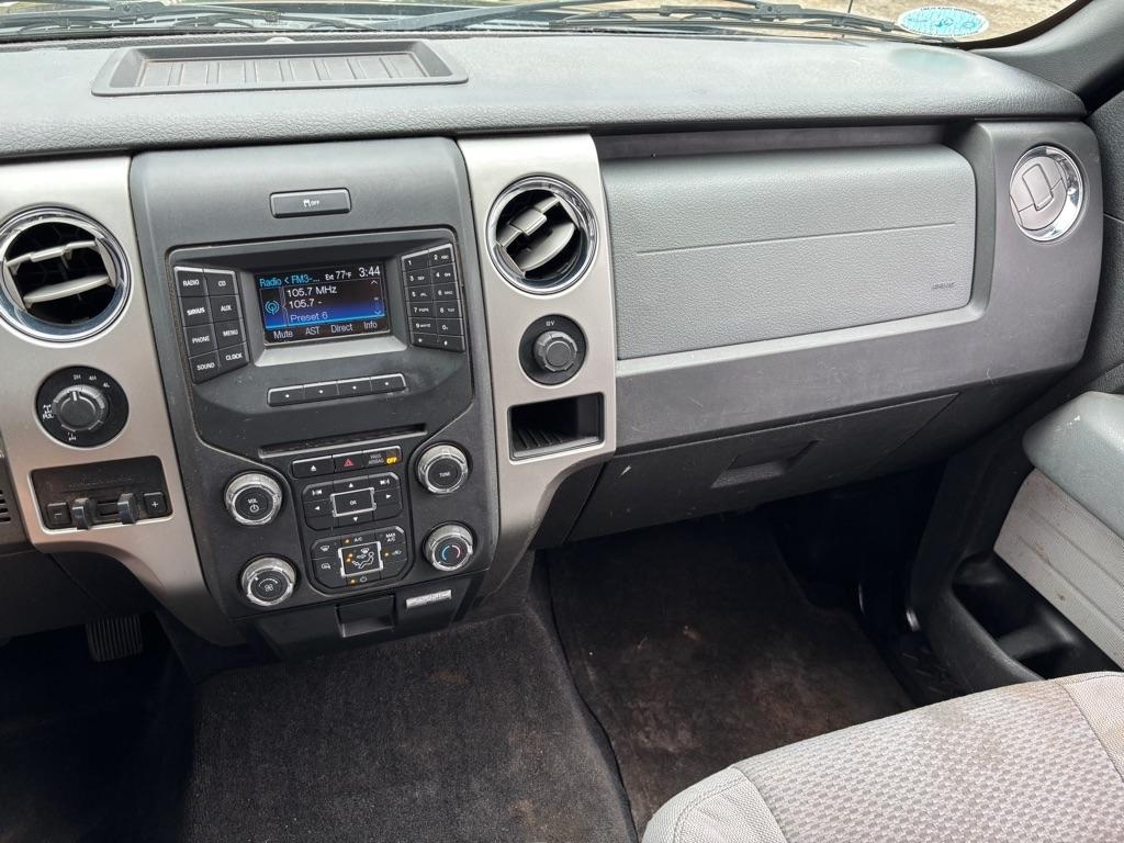 Ford F-150 XL SuperCab 8-ft. Bed 4WD 2014