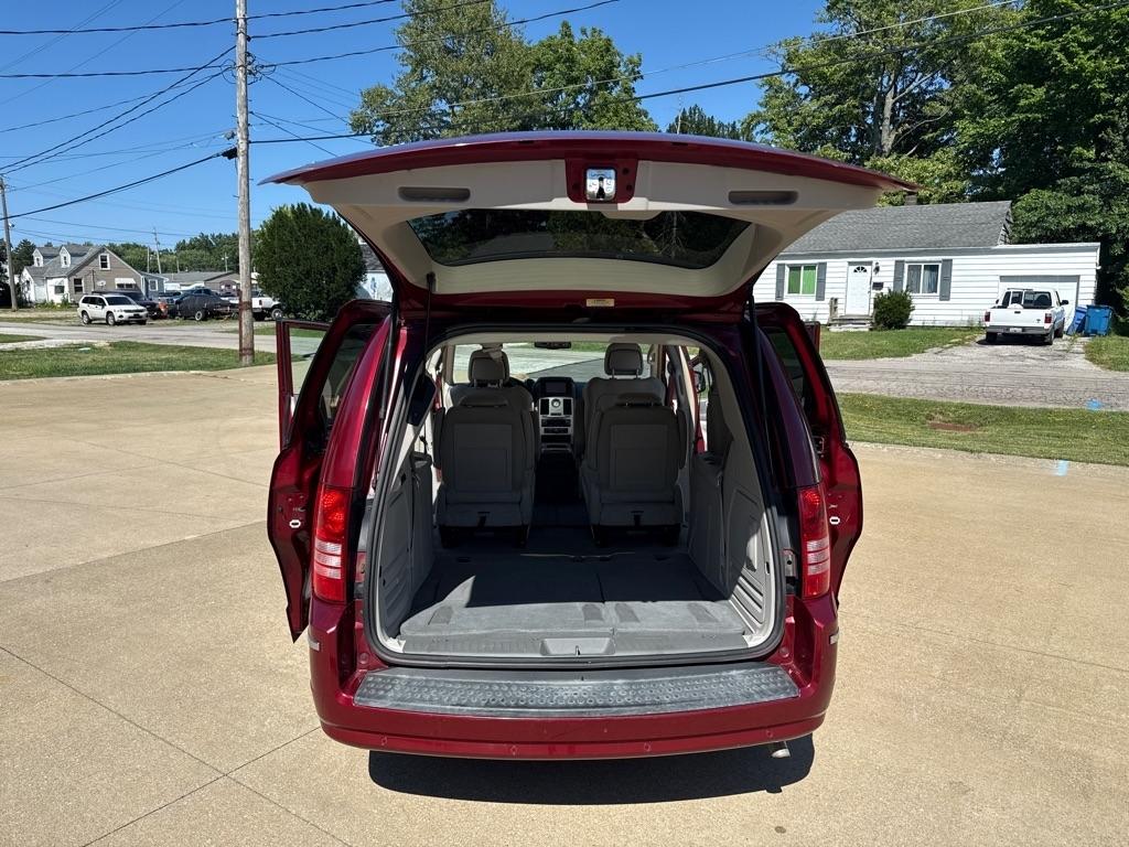 Chrysler Town & Country Limited 2010