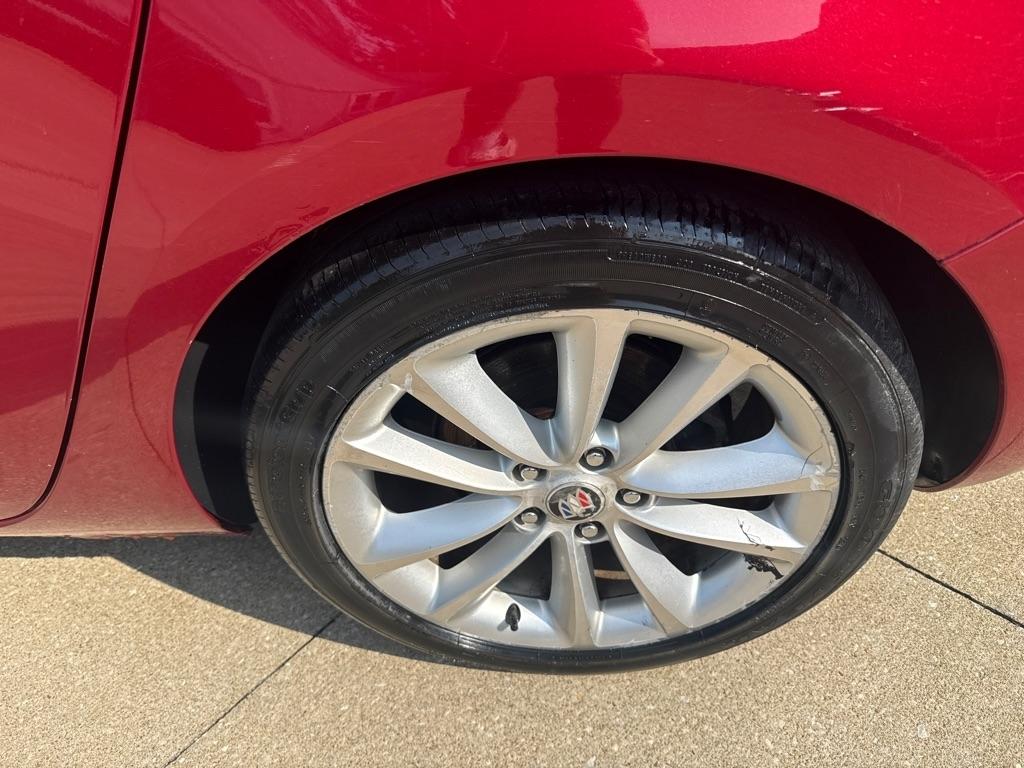 Buick Verano Convenience 2012