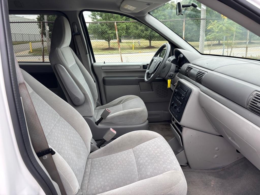 Ford Freestar SE 2006