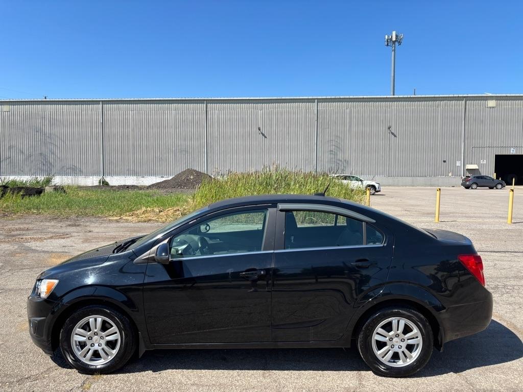 Chevrolet Sonic 2LT Sedan 2012