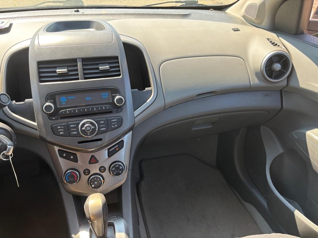Chevrolet Sonic 2LT Sedan 2012