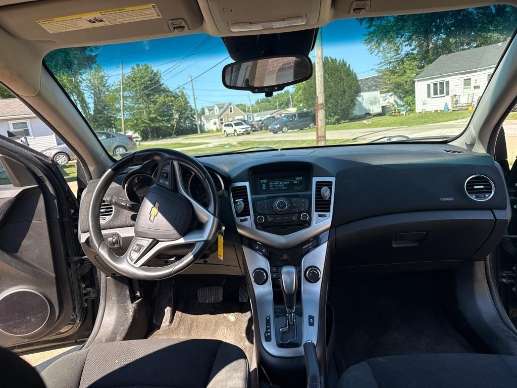 Chevrolet Cruze 1LT 2011