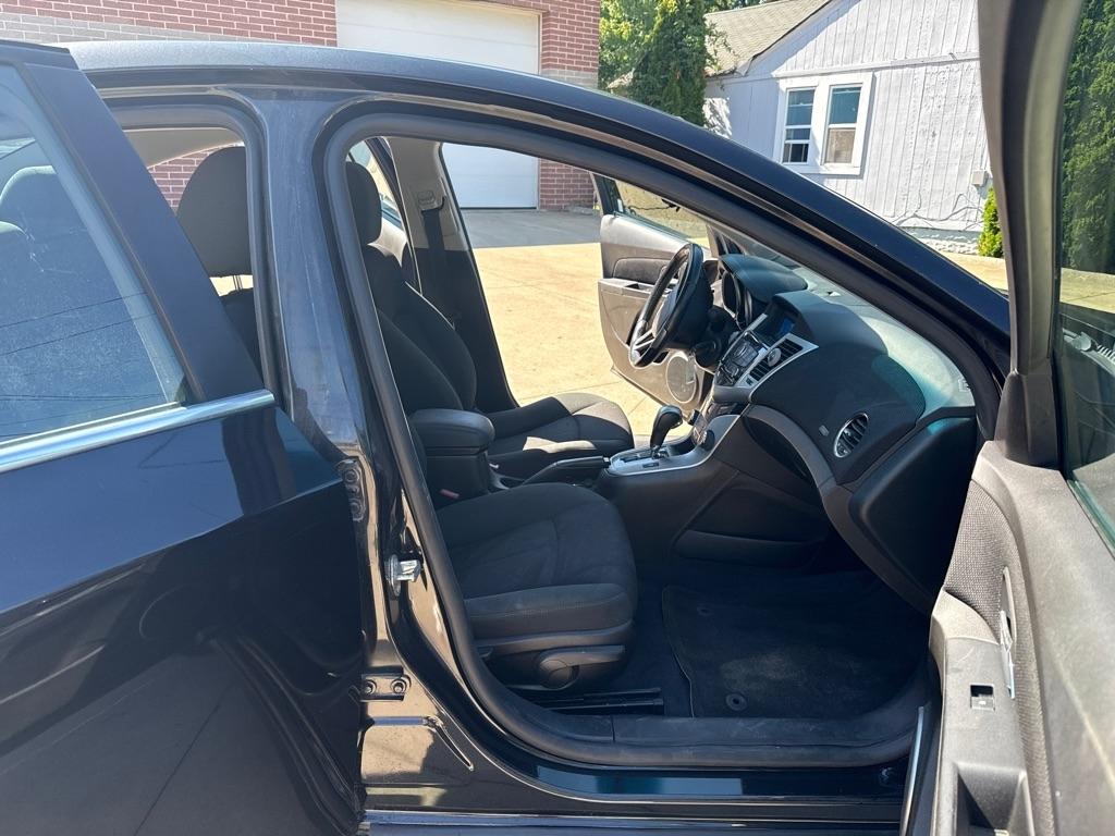 Chevrolet Cruze 1LT 2011