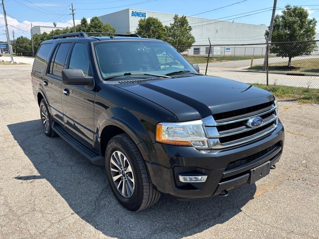 Ford Expedition XLT 4WD 2017