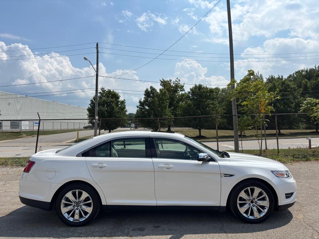 Ford Taurus Limited AWD 2012