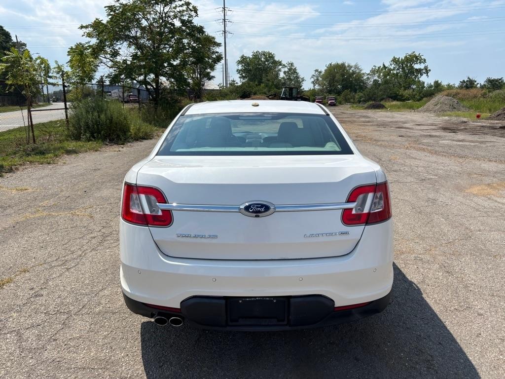 Ford Taurus Limited AWD 2012