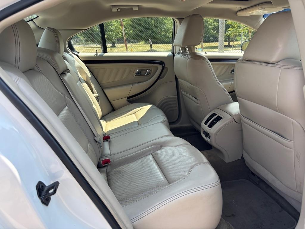 Ford Taurus Limited AWD 2012