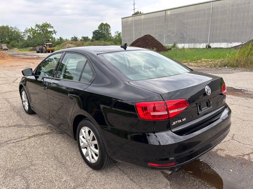 Volkswagen Jetta SE 6A 2015