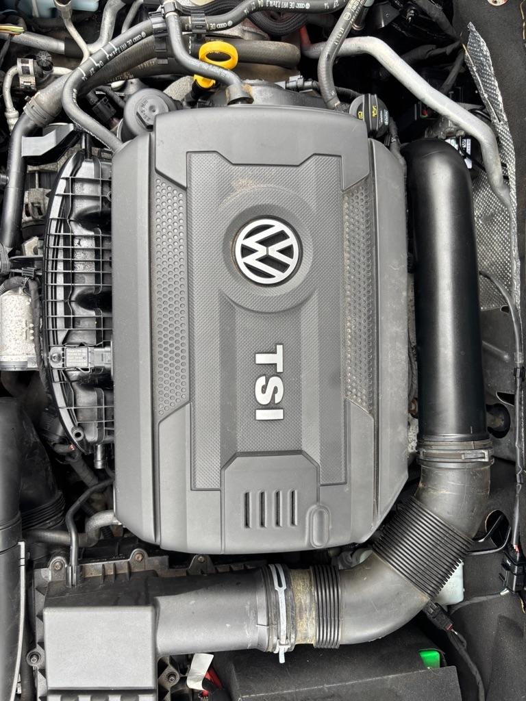 Volkswagen Jetta SE 6A 2015