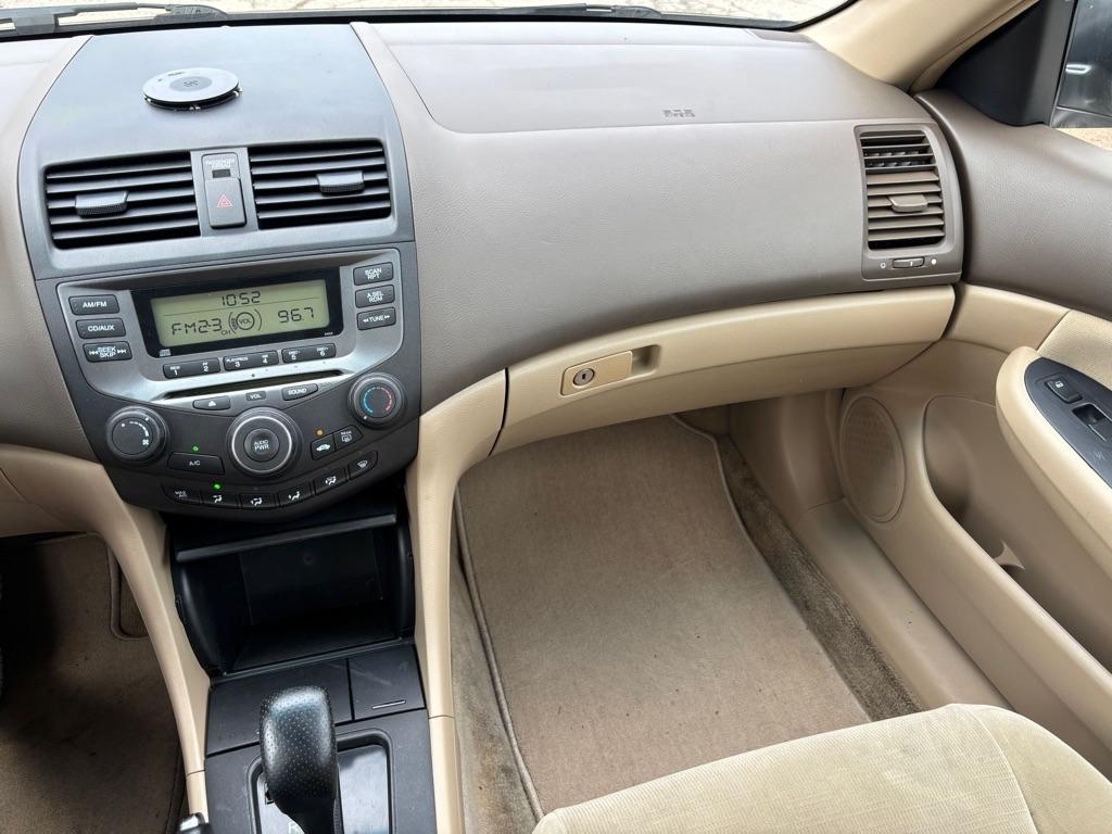 Honda Accord LX sedan AT 2007