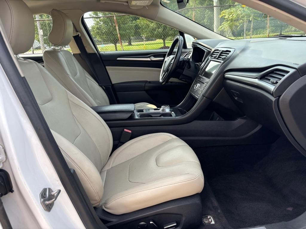 Ford Fusion Titanium AWD 2017